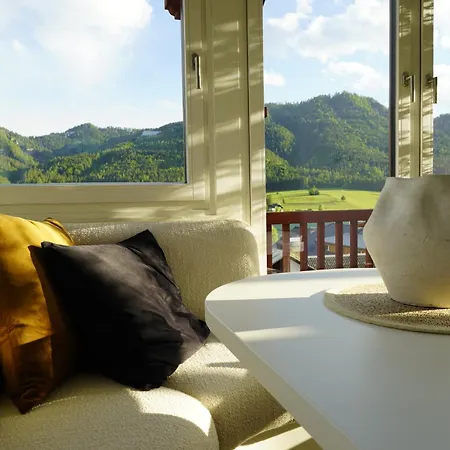 Design Boutique - Design Trifft Weissensee