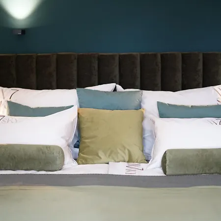 Apartment Design Boutique - Design Trifft